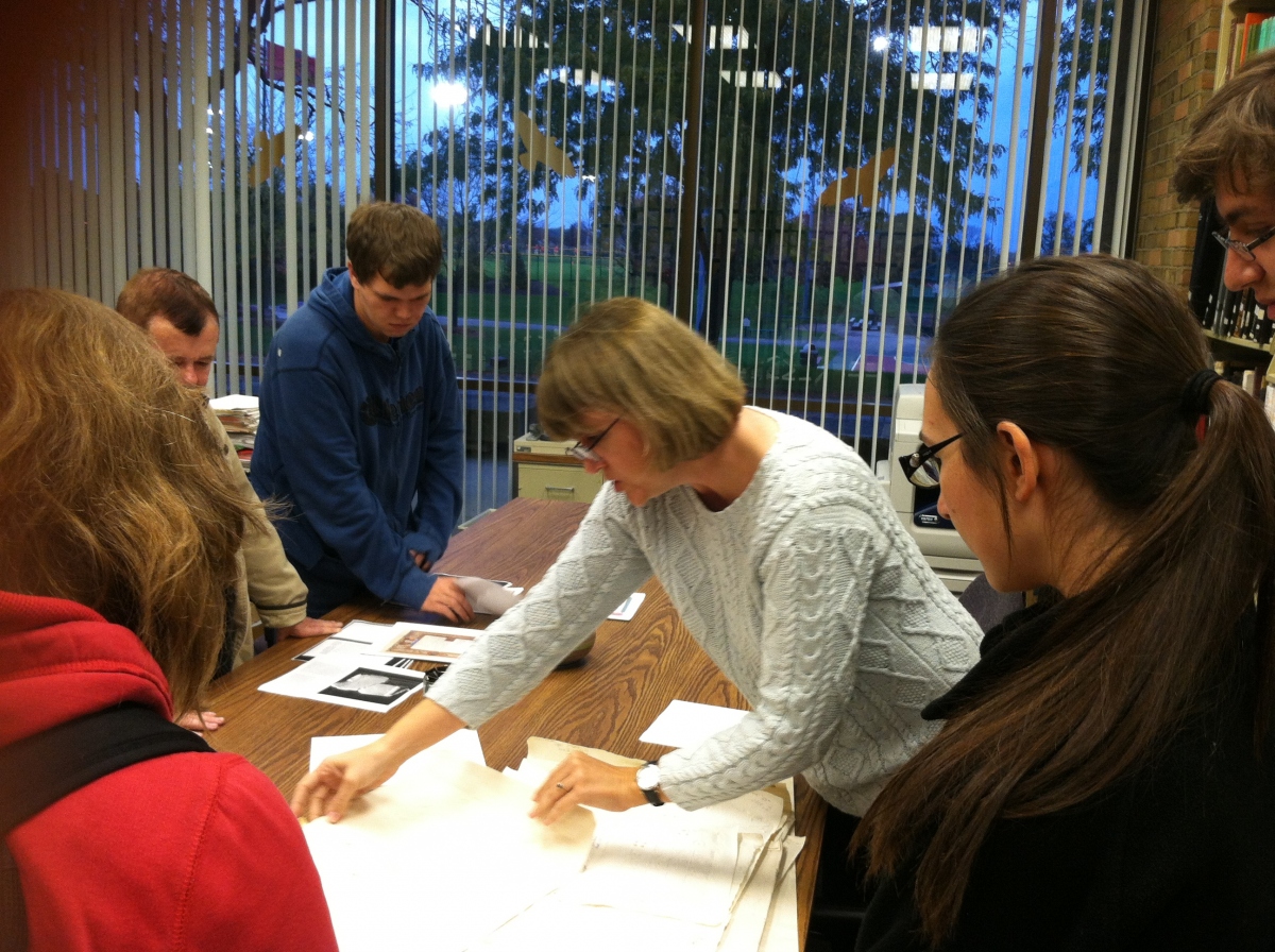 Classics Club visit to Epigraphy Center